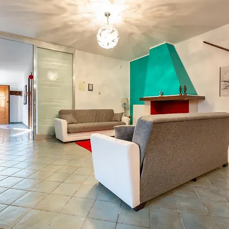 Girasole By Barbarhouse Apartment Surbo